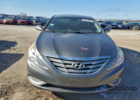 2013 Hyundai Sonata Se z USA, uszkodzony, nr VIN 5NPEC4AC9DH665632